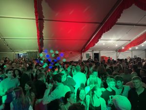 20250430_211936389_iOS