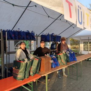 42deef9d-d0ac-4969-b636-d3ca05e0d33c