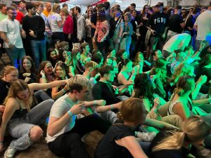 5f76893d-34b0-4cf7-bcd7-7838ea0b3017