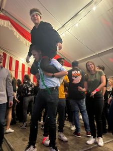 f9024013-6d39-4d5c-ab63-4d4dfe9f37f5