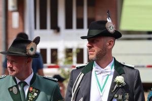 2026-08-16 DGuderley Schützenfest Allerheiligen SO beim Umzug (33)