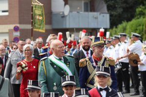 2026-08-16 DGuderley Schützenfest Allerheiligen SO beim Umzug (52)
